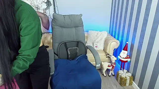 Snapshot of Tiffany_lab chatting on January 2025 01:09:01 PM Tiffany lab online show from January 2025 01:09:01 PM