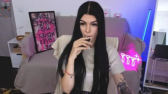 Snapshot of Tiffany_lab chatting on October 2025 08:35:02 AM Tiffany lab online show from October 2025 08:35:02 AM