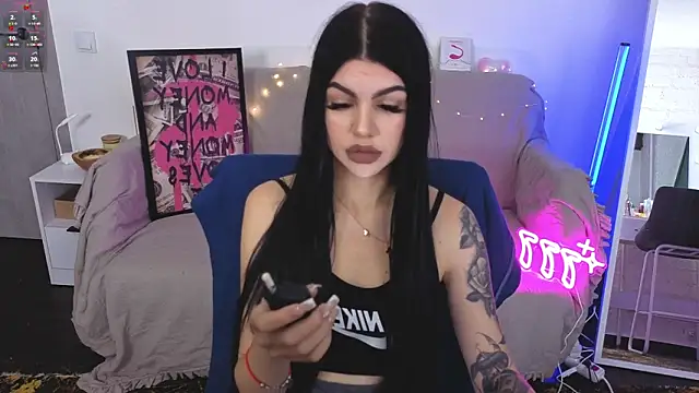 Snapshot of Tiffany_lab chatting on October 2025 08:59:01 AM Tiffany lab online show from October 2025 08:59:01 AM