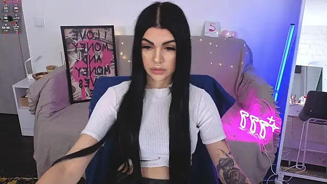 Snapshot of Tiffany_lab chatting on October 2025 07:53:01 AM Tiffany lab online show from October 2025 07:53:01 AM