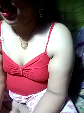 Snapshot of Super-Couple chatting on March 2025 06:09:01 PM Super-Couple online show from March 2025 06:09:01 PM