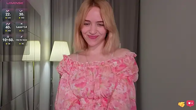 Snapshot of lolly_pie chatting on December 2024 03:31:02 PM lolly pie online show from December 2024 03:31:02 PM