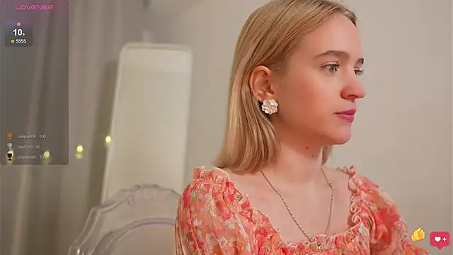 Snapshot of lolly_pie chatting on December 2024 06:39:02 PM lolly pie online show from December 2024 06:39:02 PM