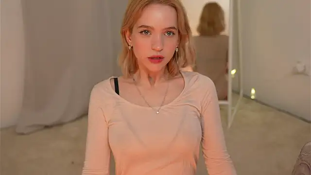 Snapshot of lolly_pie chatting on December 2024 04:14:02 PM lolly pie online show from December 2024 04:14:02 PM