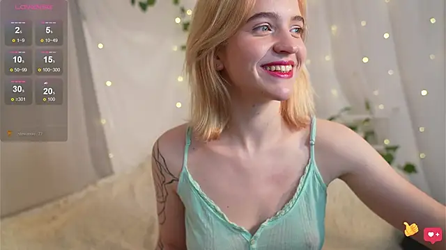 Snapshot of lolly_pie chatting on January 2025 07:39:01 PM lolly pie online show from January 2025 07:39:01 PM