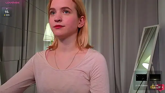 Snapshot of lolly_pie chatting on January 2025 05:21:01 PM lolly pie online show from January 2025 05:21:01 PM