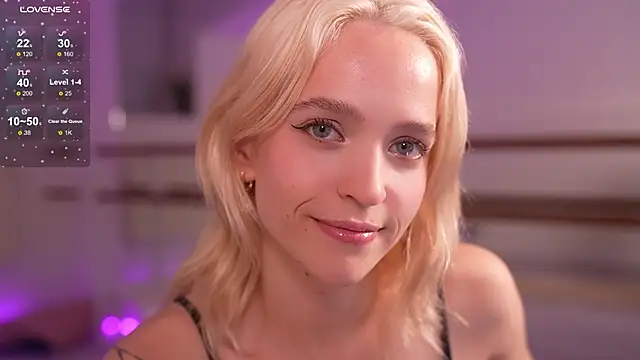 Snapshot of lolly_pie chatting on October 2025 03:46:02 PM lolly pie online show from October 2025 03:46:02 PM