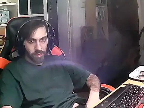 Snapshot of johnwood88 chatting on February 2025 06:24:02 AM johnwood88 online show from February 2025 06:24:02 AM