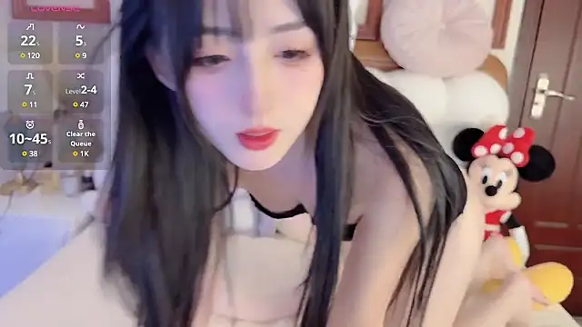 Unique-yiyi online show from December 2024 04:17:01 PM