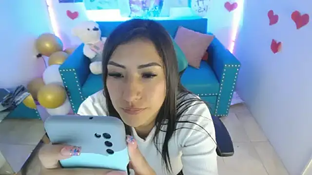 Sofi hot 4m online show from March 2025 04:24:01 PM