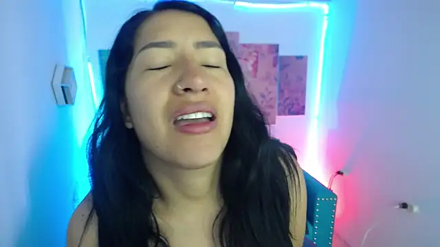 Sofi hot 4m online show from January 2026 04:01:01 PM