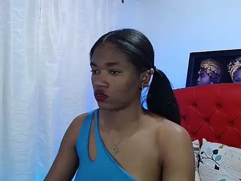 MISSANDRE4 online show from December 2024 02:21:01 PM