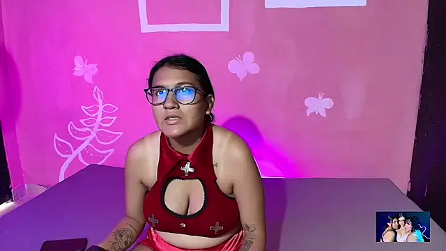 Snapshot of Sweet_Esm chatting on September 2025 01:56:01 PM Sweet Esm online show from September 2025 01:56:01 PM