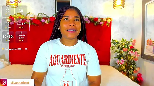 SilvannaFit online show from December 2025 12:02:02 PM