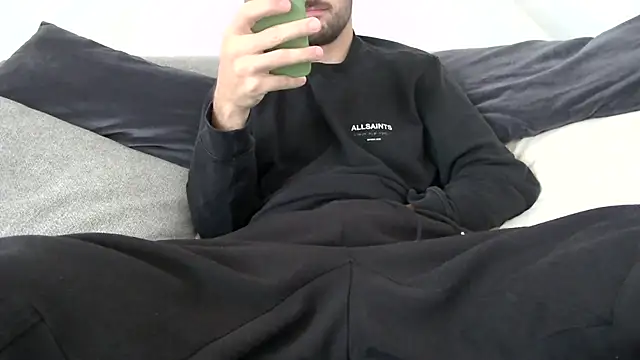 taallguyy 196 online show from October 2025 10:43:02 AM