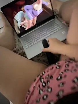 SoshyBaby online show from September 2025 12:10:02 PM