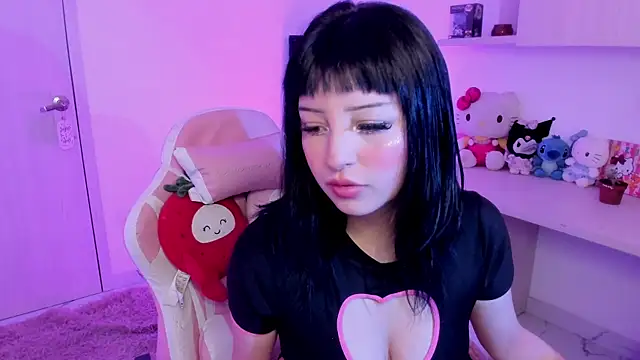 Francesca1  online show from January 2025 05:35:01 PM