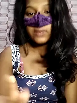 Snapshot of Shivani_Tivari chatting on February 2025 06:35:02 PM Shivani Tivari online show from February 2025 06:35:02 PM