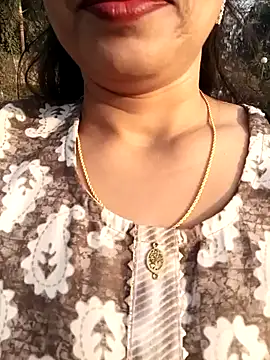 Snapshot of Sneha_gril chatting on February 2025 10:42:02 AM Sneha gril online show from February 2025 10:42:02 AM