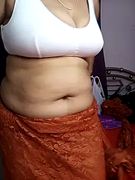 Snapshot of Sneha_gril chatting on February 2025 07:47:02 AM Sneha gril online show from February 2025 07:47:02 AM