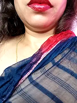 Snapshot of Sneha_gril chatting on March 2025 08:31:02 PM Sneha gril online show from March 2025 08:31:02 PM