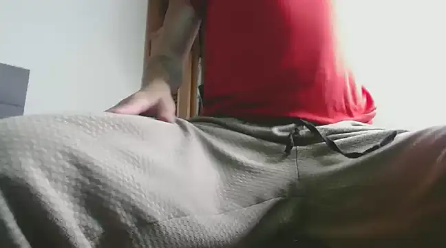 MarceloMilk online show from March 2025 03:32:02 AM