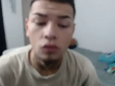 MarceloMilk online show from September 2025 12:27:02 PM