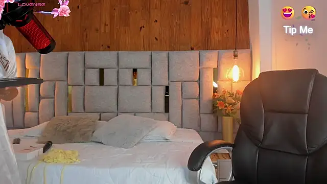 Saori newman online show from January 2025 12:10:01 PM