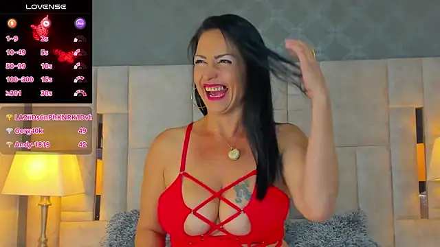 Snapshot of Valery_Diamond chatting on January 2025 02:53:02 PM Valery Diamond online show from January 2025 02:53:02 PM