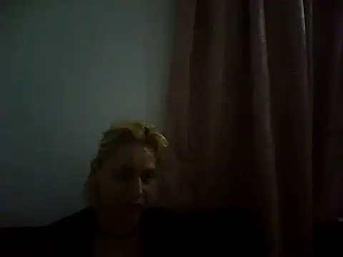 Snapshot of ariana_crazzy chatting on January 2026 11:36:01 PM ariana crazzy online show from January 2026 11:36:01 PM