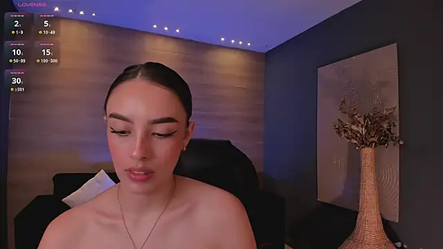 Snapshot of KaiaFerreira chatting on March 2025 02:55:02 PM KaiaFerreira online show from March 2025 02:55:02 PM