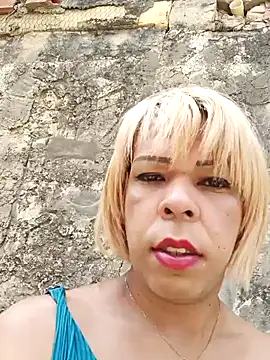 blondebitchlitle online show from February 2025 04:47:01 PM