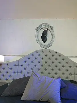 RomeroMoon online show from April 2026 12:52:02 PM