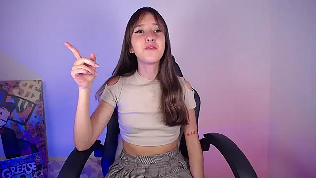 PrincessEmily 69 online show from March 2026 04:48:01 PM