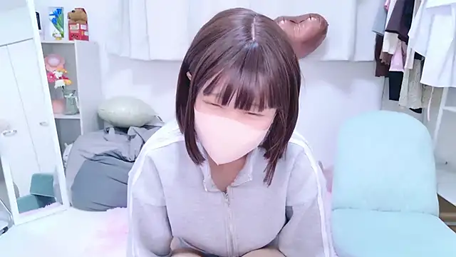 Snapshot of aki_zzz chatting on February 2026 10:06:02 PM aki zzz online show from February 2026 10:06:02 PM