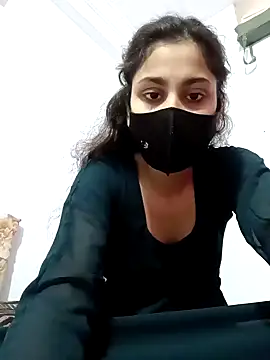 magicmoment00786 online show from December 2024 10:28:01 AM