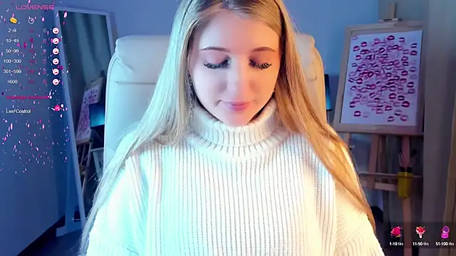 Evacadooo online show from February 2025 02:31:01 AM