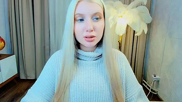 Evacadooo online show from January 2026 03:01:02 AM