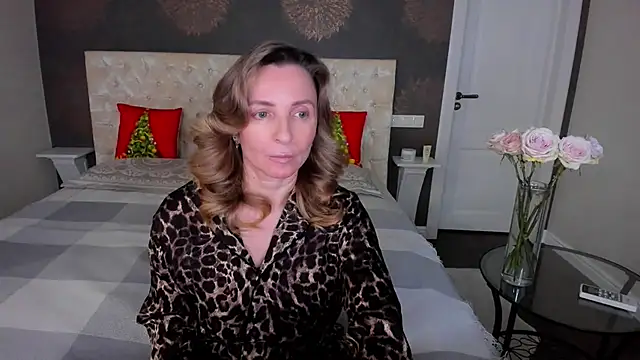 AllisonWilliams online show from December 2025 04:02:01 PM