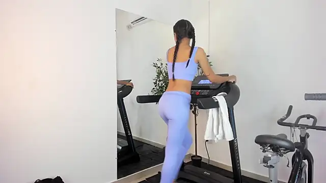 Jessi powel online show from January 2025 01:02:01 PM