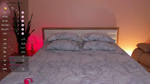 Snapshot of skinny_sissss chatting on October 2025 11:10:02 AM skinny sissss online show from October 2025 11:10:02 AM