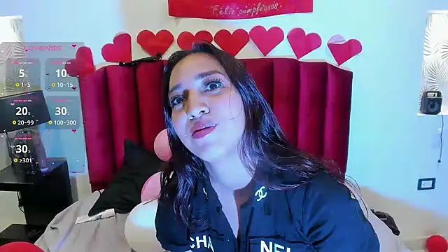 Violeta Roa online show from February 2025 05:13:02 PM