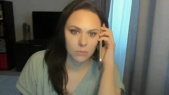 MollyCheiz online show from March 2026 03:40:01 PM