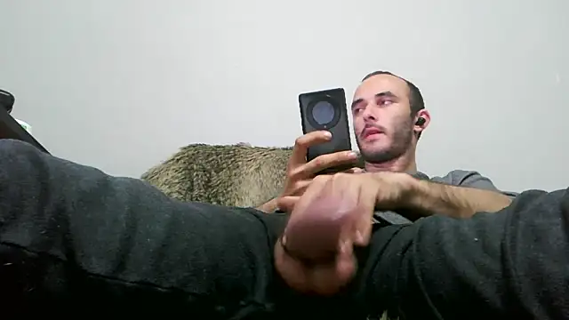 kisandgioni online show from January 2025 06:04:01 PM