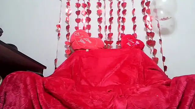 kisandgioni online show from February 2025 12:38:02 PM