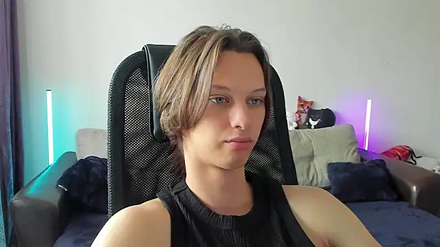 Snapshot of Ostin_meow chatting on June 2026 07:28:01 AM Ostin meow online show from June 2026 07:28:01 AM