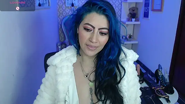 Snapshot of scarleth_blue chatting on January 2025 06:06:02 AM scarleth blue online show from January 2025 06:06:02 AM
