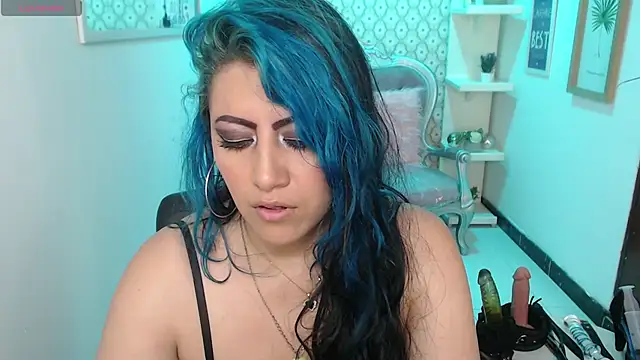 Snapshot of scarleth_blue chatting on February 2025 03:04:01 AM scarleth blue online show from February 2025 03:04:01 AM