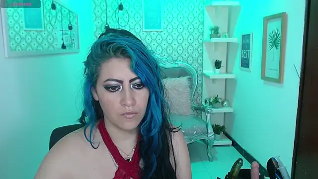 Snapshot of scarleth_blue chatting on February 2025 03:04:02 AM scarleth blue online show from February 2025 03:04:02 AM