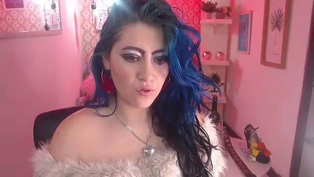 Snapshot of scarleth_blue chatting on September 2025 03:06:02 AM scarleth blue online show from September 2025 03:06:02 AM